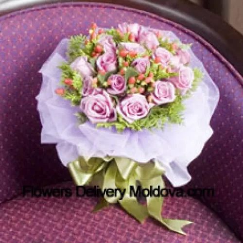 Bunch Of 11 Light Pink Roses