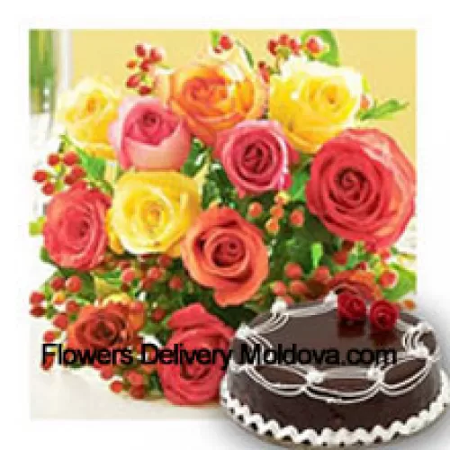Bouquet de 11 roses de couleurs variées avec des remplissages saisonniers et un gâteau au chocolat truffé de 1/2 kg (1,1 lb)